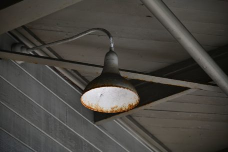Photo vintage enamel pendant light